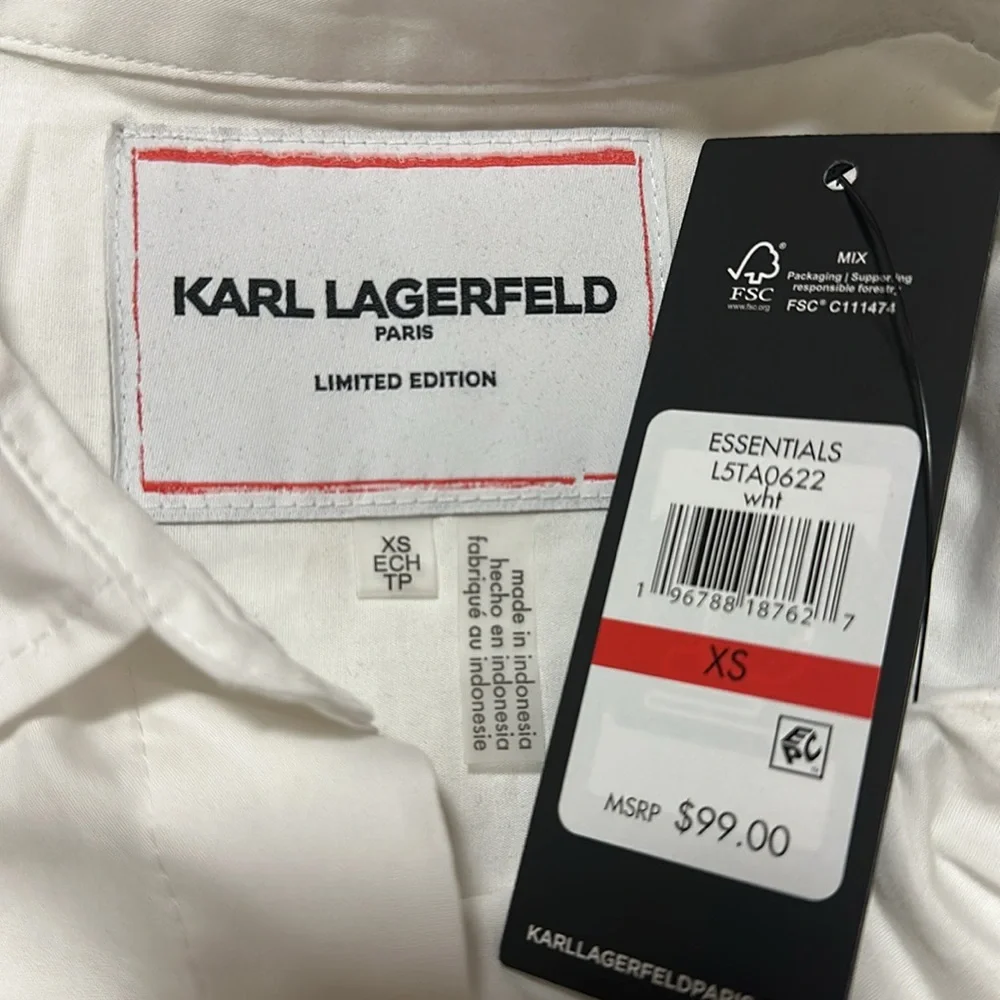 KARL LAGERFELD PARIS Cotton Crop Paris Scene Button-Front Top - Picture 10 of 10
